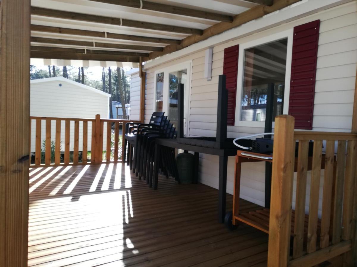 Mobilhome Saint Julien En Born Bagian luar foto