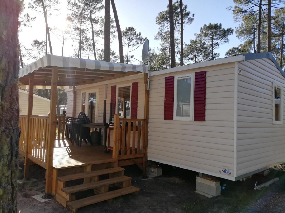 Mobilhome Saint Julien En Born Bagian luar foto